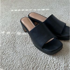 ABERCROMBIE black mule heel size 11